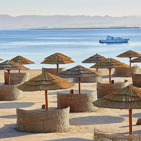 Sheraton Soma Bay Resort Hurghada Esterno foto Beach at the Red Sea
