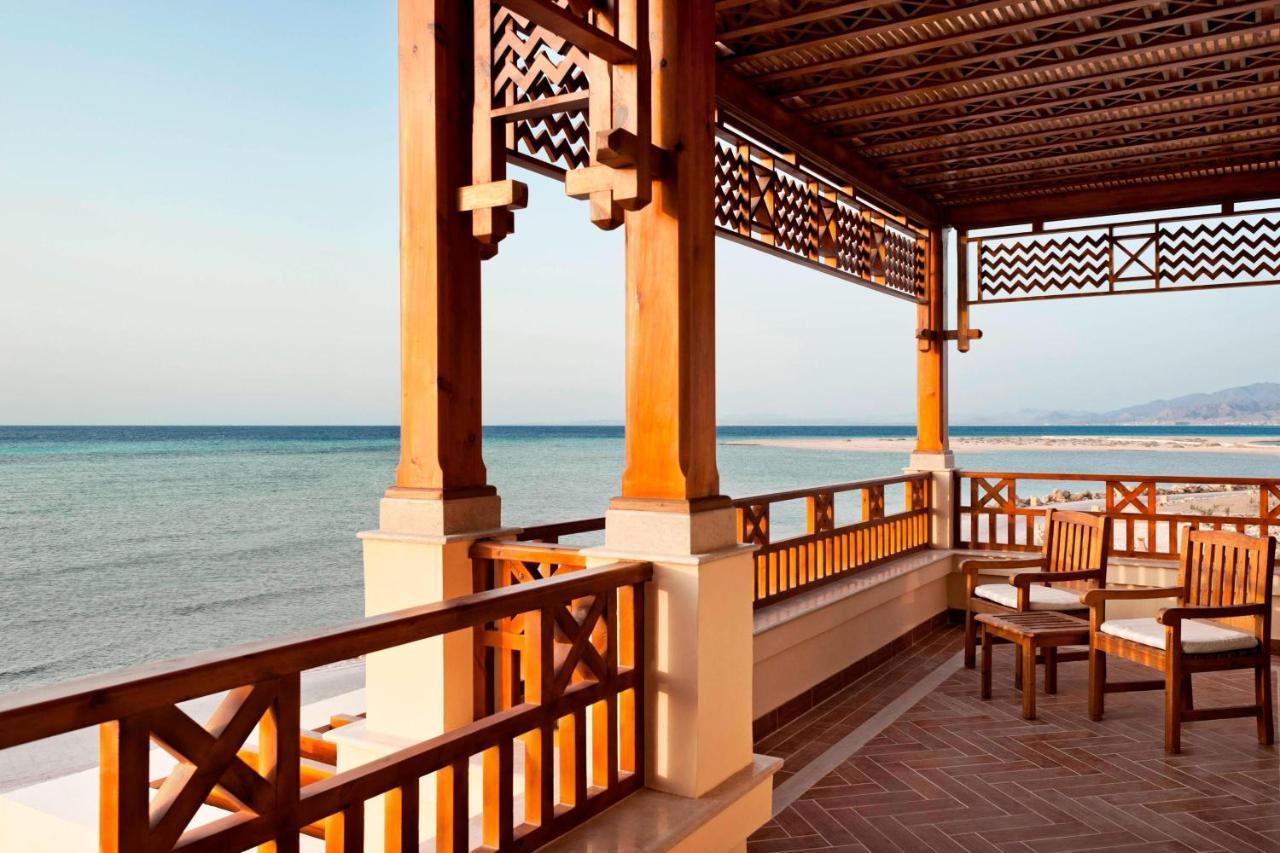 Sheraton Soma Bay Resort Hurghada Esterno foto The Red Sea coast