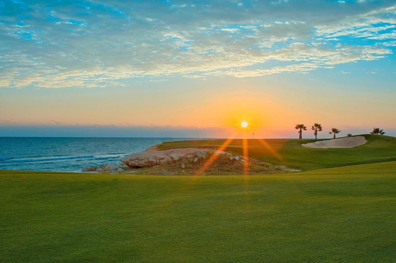 Sheraton Soma Bay Resort Hurghada Esterno foto Sunset at Torrey Pines